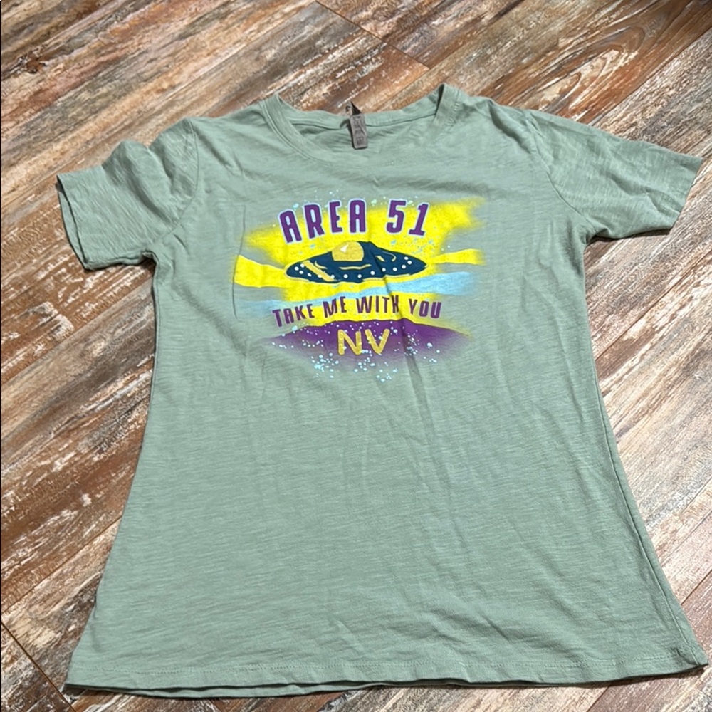 Green Area 51 Graphic T-Shirt size Large